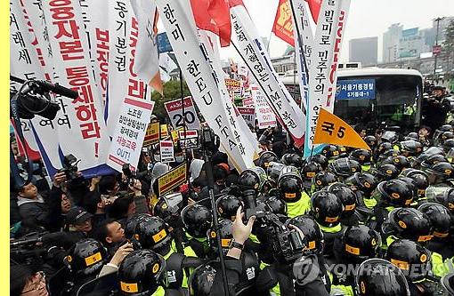 Protestos anti-G20 em Seul.