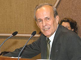 Ricardo Alarc�n.