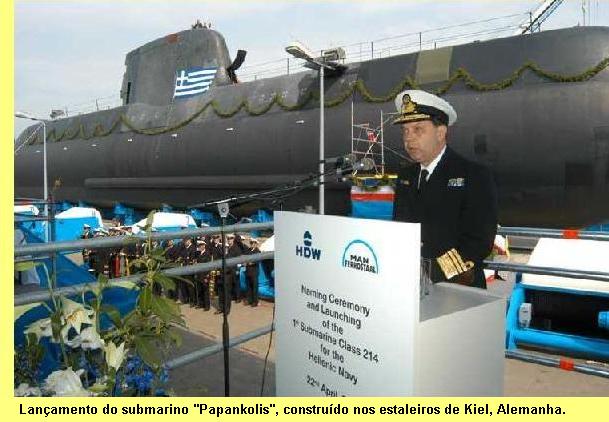 Lançamento do 'Papankolis', submarino construído nos estaleiros de Kiel, Alemanha.