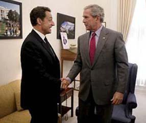 Sarkozy presta vassalagem.