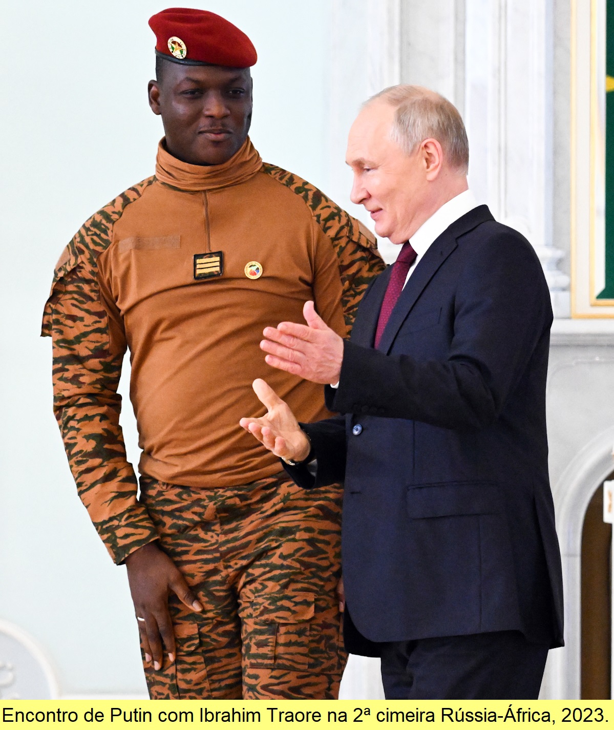 Encontro de Putin com Ibrahim Traore.