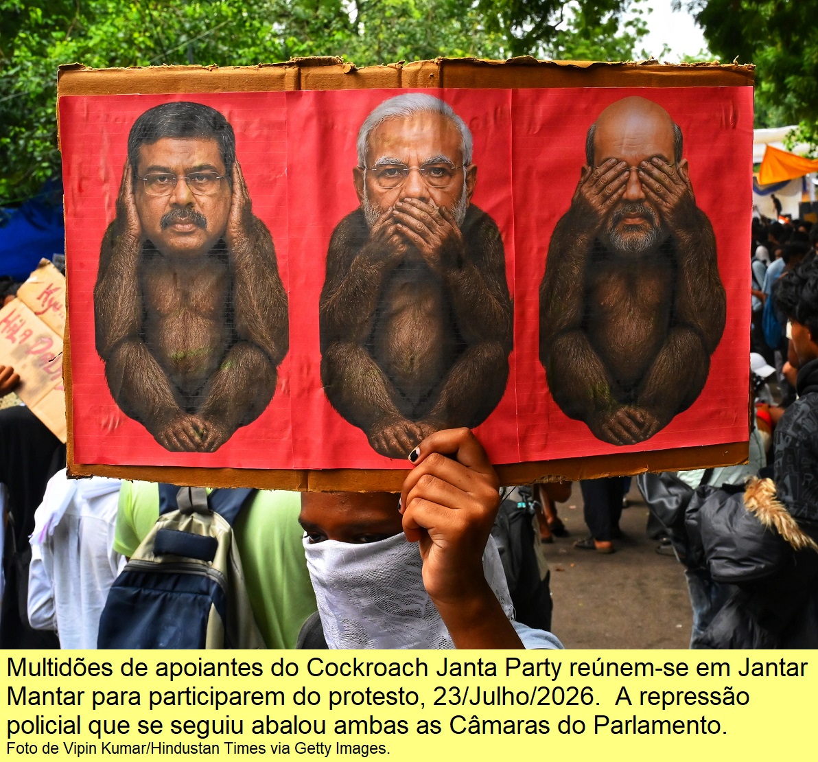 Cegos, surdos e mudos.