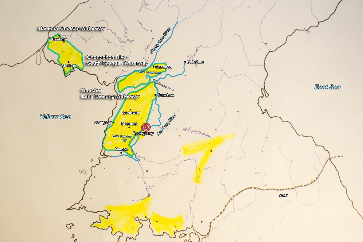 Figura 1, As áreas irrigadas são destacadas em amarelo.