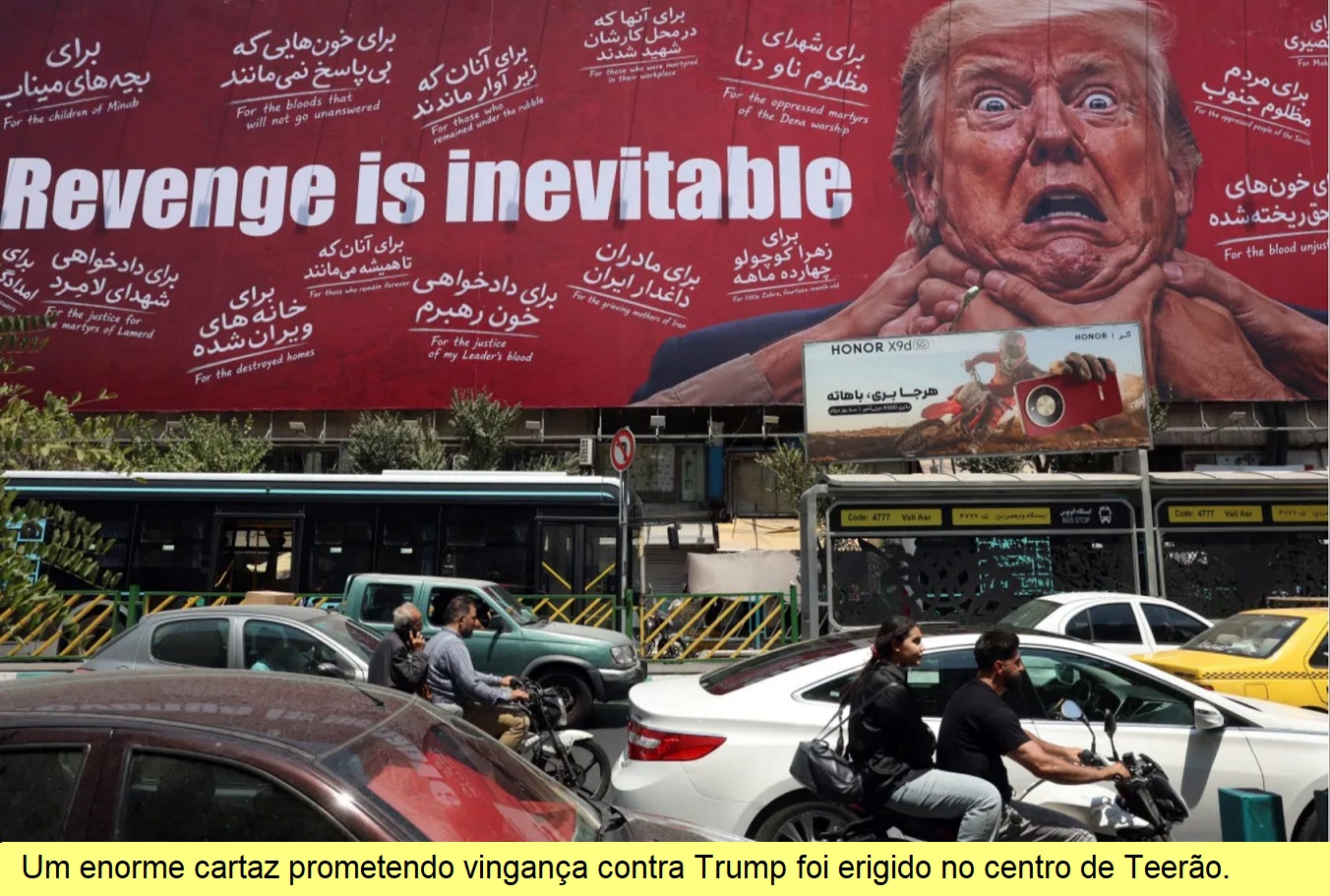 Cartaz da vingança montado no centro de Teerão.