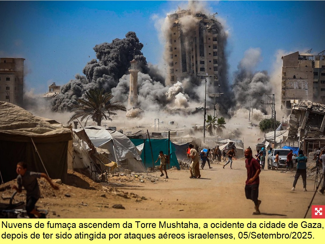 Destruição de edifício civil por ataque aéreo israelense.