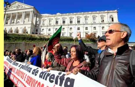 Concentra��o em 27 de Novembro junto ao parlamento.