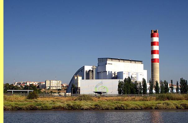 Central de tratamento de RSU da Valorsul, em S. Jo�o da Talha.